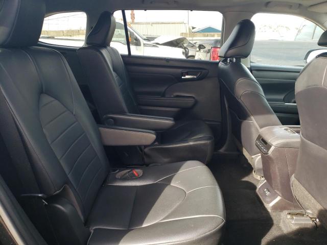 Photo 11 from auction – 2021 TOYOTA HIGHLANDER with VIN 5TDGBRCH4MS523605