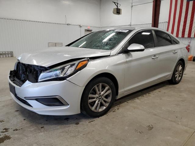 HYUNDAI SONATA SE 2016 with VIN 5NPE24AF2GH335994 - Photo from auction