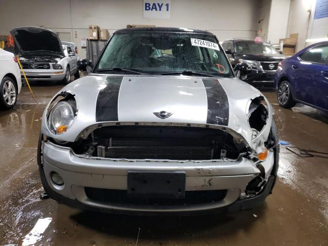 Photo 5 from auction – 2007 MINI COOPER with VIN WMWMF33567TT52787