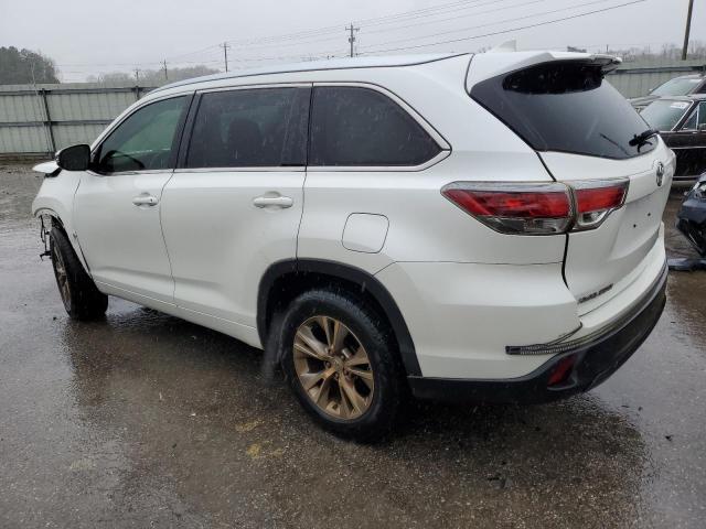 Photo 2 from auction – 2015 TOYOTA HIGHLANDER with VIN 5TDKKRFH6FS072024