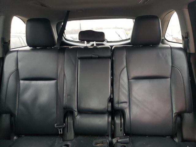 Photo 10 from auction – 2018 TOYOTA HIGHLANDER with VIN 5TDJZRFH3JS858105