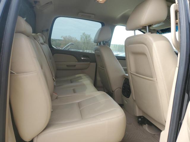 Photo 10 from auction – 2013 CHEVROLET AVALANCHE with VIN 3GNTKFE76DG374959