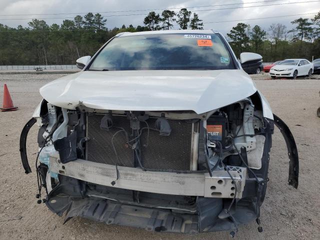 Photo 5 from auction – 2018 TOYOTA HIGHLANDER with VIN 5TDKZRFH3JS537265