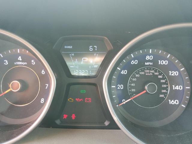 Photo 9 from auction – 2016 HYUNDAI ELANTRA SE with VIN 5NPDH4AE3GH769889