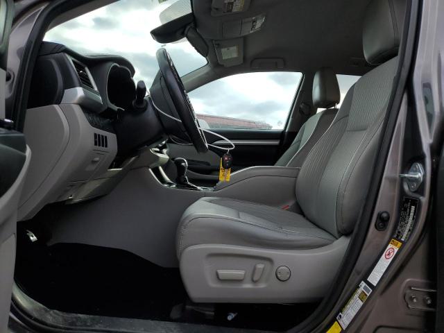 Photo 7 from auction – 2017 TOYOTA HIGHLANDER with VIN 5TDBZRFH8HS408786