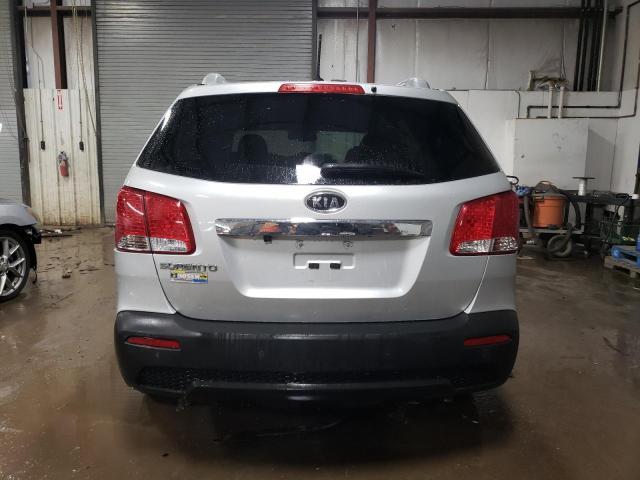 Photo 6 from auction – 2013 KIA SORENTO LX with VIN 5XYKTCA65DG363172