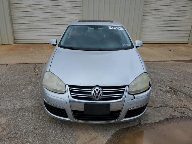 Photo 5 from auction – 2005 VOLKSWAGEN NEW JETTA with VIN 3VWSF71K85M643228