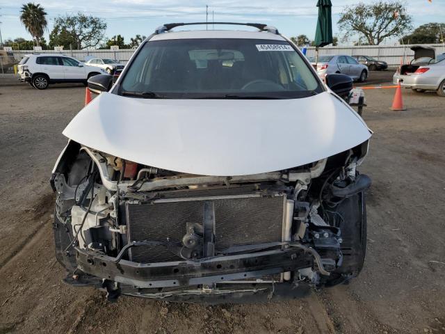 Photo 5 from auction – 2015 TOYOTA RAV4 LE with VIN JTMZFREV2FD071300