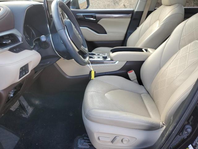 Photo 7 from auction – 2021 TOYOTA HIGHLANDER with VIN 5TDFZRBH8MS147676