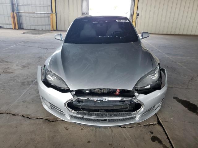 Photo 5 from auction – 2015 TESLA MODEL S P8 with VIN 5YJSA1H42FF085971