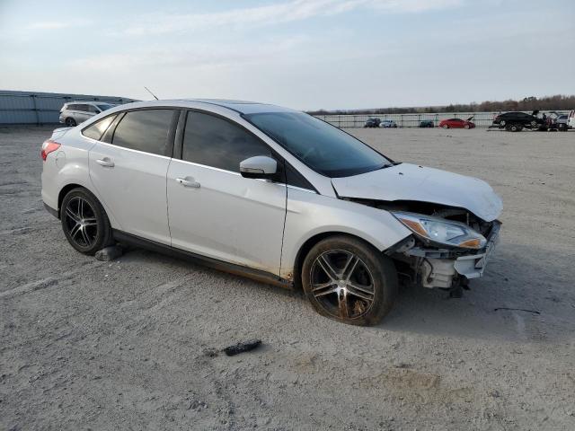 Photo 4 from auction – 2012 FORD FOCUS TITA with VIN 1FAHP3J20CL319875