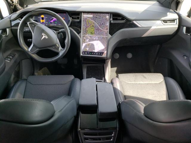 Photo 8 from auction – 2018 TESLA MODEL X with VIN 5YJXCDE28JF105301