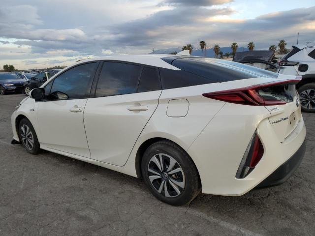 Photo 2 from auction – 2018 TOYOTA PRIUS PRIM with VIN JTDKARFP0J3102431