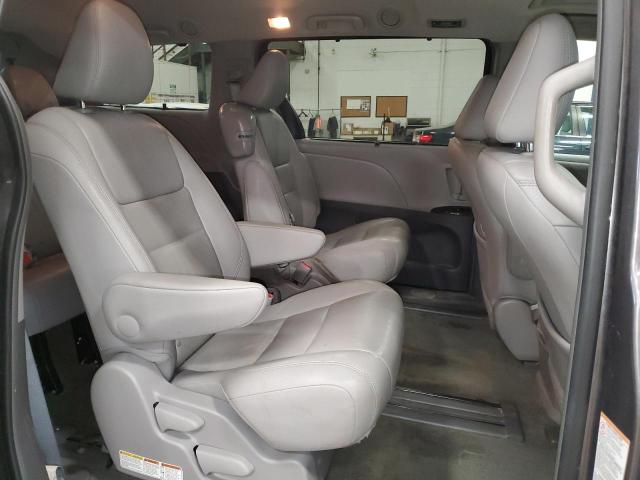 Photo 11 from auction – 2017 TOYOTA SIENNA XLE with VIN 5TDYZ3DC8HS787450
