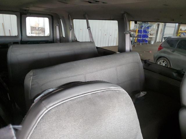 Photo 11 from auction – 2001 FORD ECONOLINE with VIN 1FBSS31S31HB25585