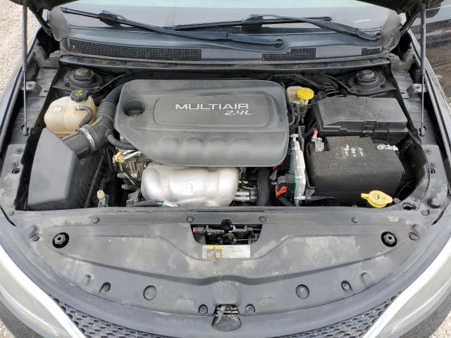 Photo 11 from auction – 2015 CHRYSLER 200 LIMITE with VIN 1C3CCCAB5FN532107