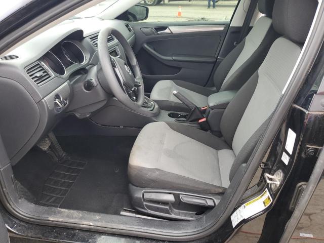 Photo 7 from auction – 2018 VOLKSWAGEN JETTA S with VIN 3VW2B7AJ7JM234800
