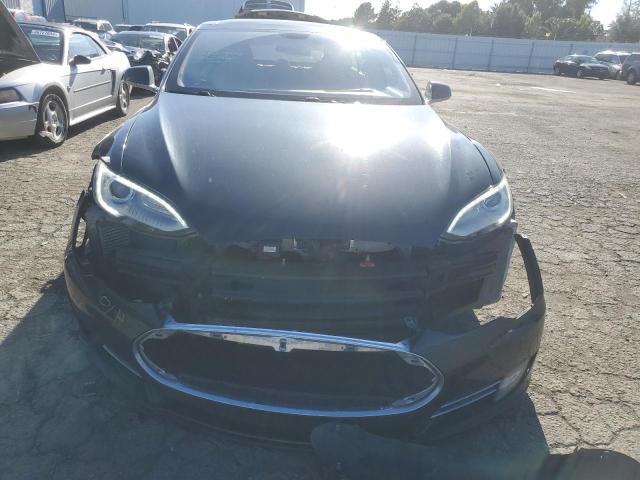 Photo 5 from auction – 2012 TESLA MODEL S with VIN 5YJSA1CP0CFP01759
