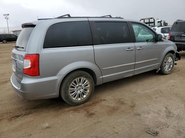 Photo 3 from auction – 2015 CHRYSLER TOWN & COU with VIN 2C4RC1CG4FR601097