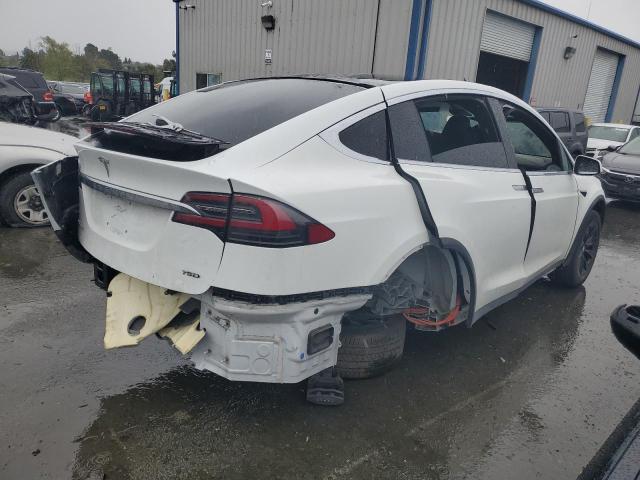 Photo 3 from auction – 2018 TESLA MODEL X with VIN 5YJXCDE21JF117564