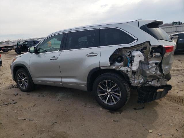 Photo 2 from auction – 2018 TOYOTA HIGHLANDER with VIN 5TDJZRFH1JS806102