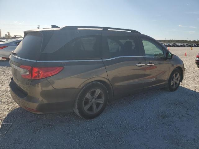 Photo 3 from auction – 2018 HONDA ODYSSEY EX with VIN 5FNRL6H70JB085542
