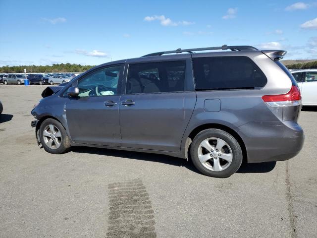Photo 2 from auction – 2014 TOYOTA SIENNA LE with VIN 5TDKK3DC1ES414479