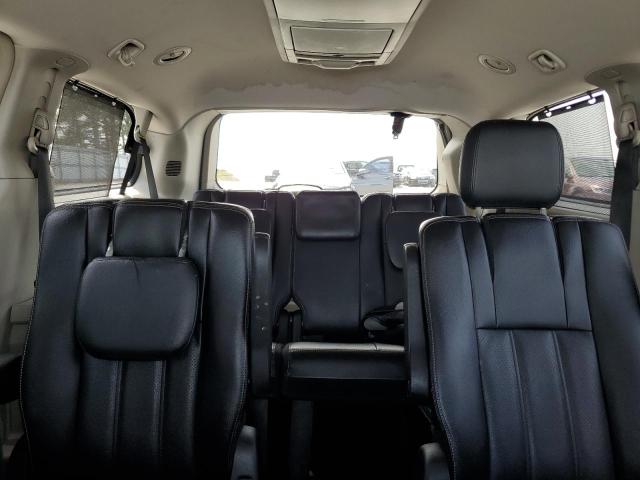 Photo 10 from auction – 2015 CHRYSLER TOWN & COU with VIN 2C4RC1CG2FR520762