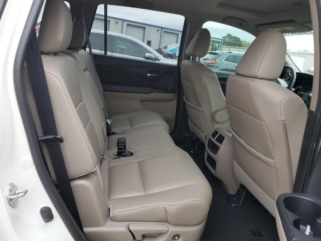 Фото 10 с аукциона – 2018 HONDA PILOT с VIN 5FNYF5H57JB002815