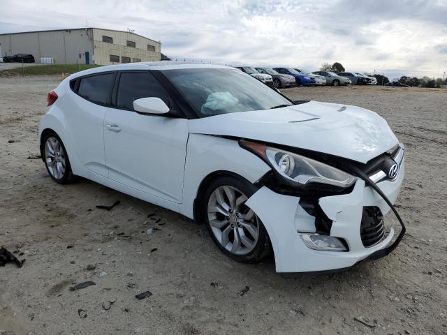 Photo 4 from auction – 2015 HYUNDAI VELOSTER with VIN KMHTC6AD0FU240882