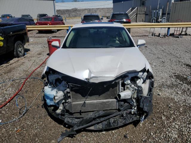 Photo 5 from auction – 2016 LINCOLN MKZ with VIN 3LN6L2J97GR610302