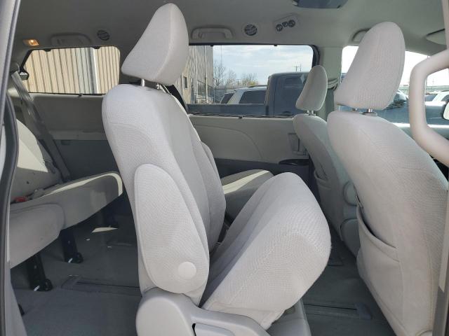 Photo 11 from auction – 2012 TOYOTA SIENNA LE with VIN 5TDJK3DC2CS035029