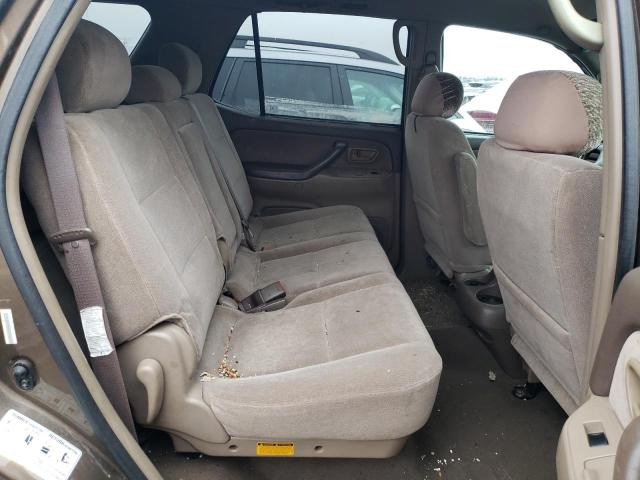 Photo 11 from auction – 2001 TOYOTA SEQUOIA with VIN 5TDBT44A41S015271