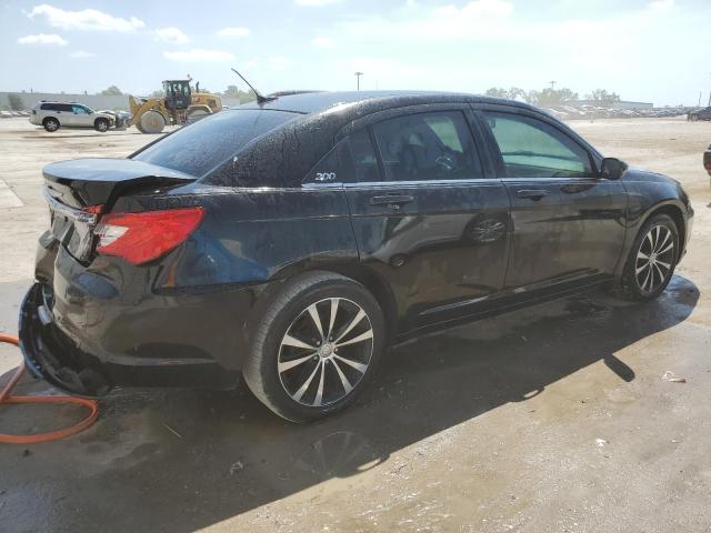 صورة رقم 3 من المزاد - 2012 CHRYSLER 200 S مع VIN 1C3CCBHG4CN129260
