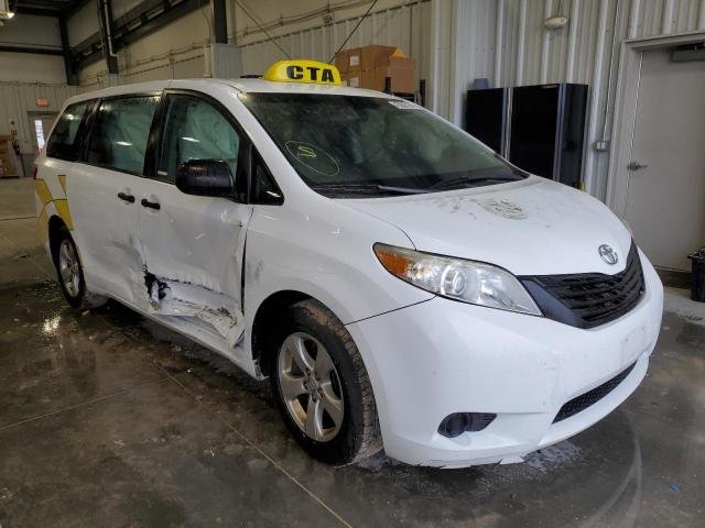 Foto 4 de la subasta – 2017 TOYOTA SIENNA con VIN 5TDZZ3DC8HS863611