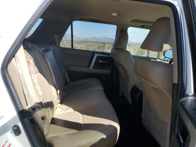 Photo 10 from auction – 2016 TOYOTA 4RUNNER SR with VIN JTEBU5JR8G5384576