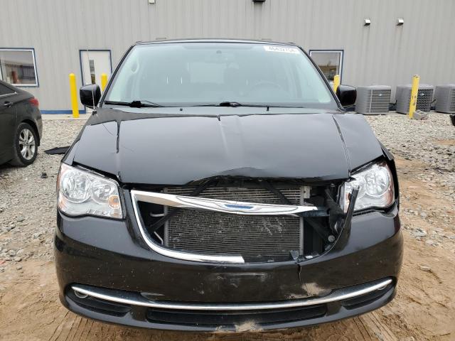 Photo 5 from auction – 2015 CHRYSLER TOWN & COU with VIN 2C4RC1BG0FR577558