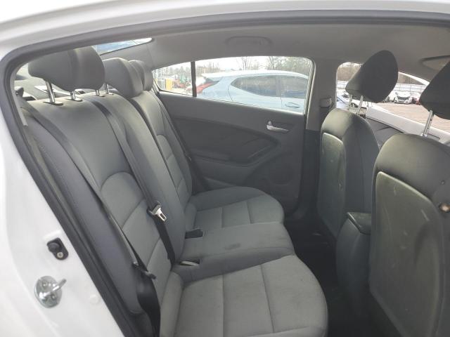 Photo 10 from auction – 2018 KIA FORTE LX with VIN 3KPFK4A79JE277665