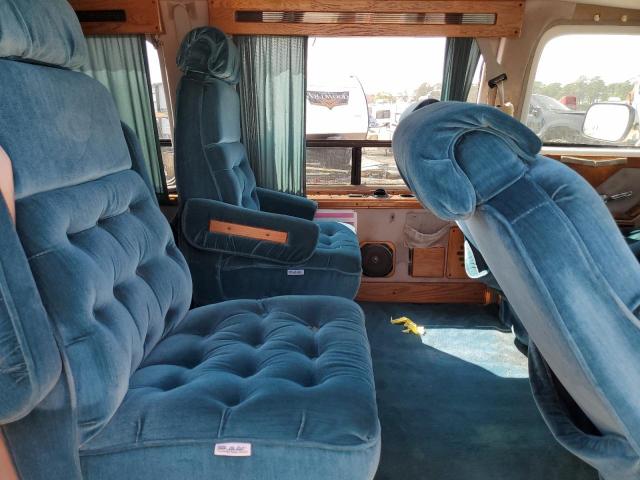 Photo 11 from auction – 1995 CHEVROLET G20 with VIN 1GBEG25K3SF105031