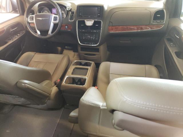 Photo 8 from auction – 2015 CHRYSLER TOWN & COU with VIN 2C4RC1BG9FR630127