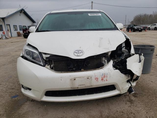 Photo 5 from auction – 2017 TOYOTA SIENNA XLE with VIN 5TDDZ3DC8HS183685