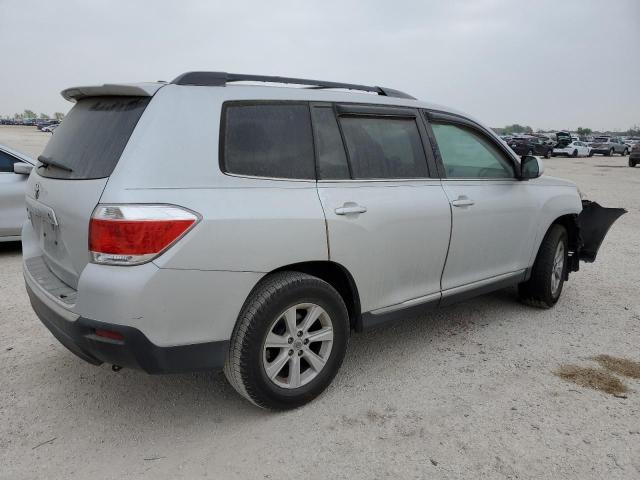 Photo 3 from auction – 2012 TOYOTA HIGHLANDER with VIN 5TDZK3EH2CS061515