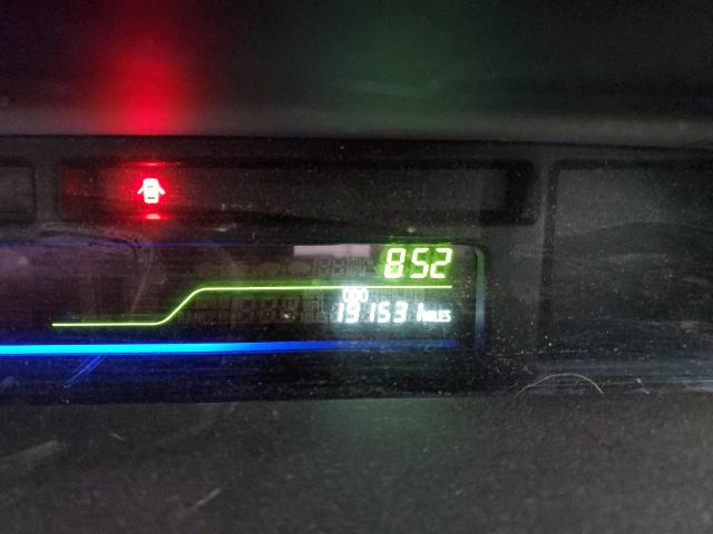 Photo 9 from auction – 2013 TOYOTA PRIUS V with VIN JTDZN3EU3D3248303