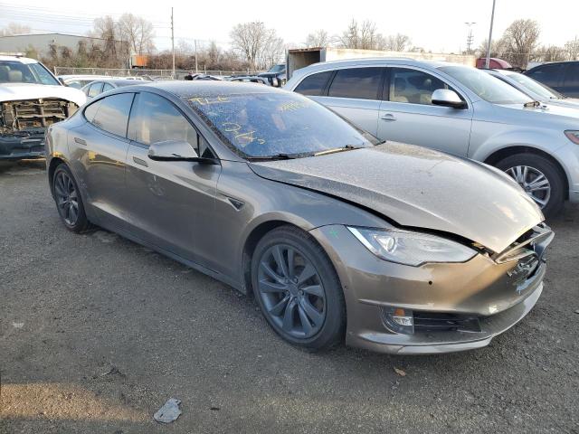 Photo 4 from auction – 2015 TESLA MODEL S 85 with VIN 5YJSA1H29FF094519