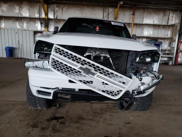 Photo 5 from auction – 2004 CHEVROLET SILVERADO with VIN 2GCEK19T841316582