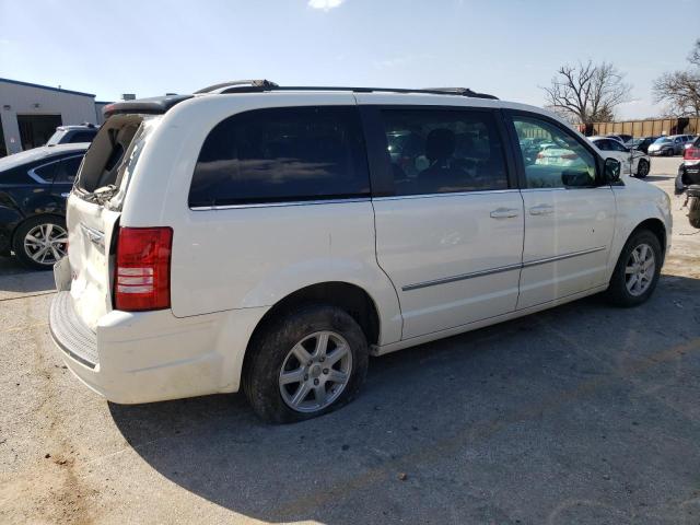 Photo 3 from auction – 2010 CHRYSLER TOWN & COU with VIN 2A4RR5D12AR279174