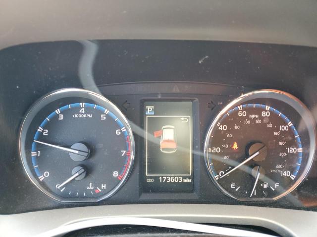Photo 9 from auction – 2016 TOYOTA RAV4 XLE with VIN 2T3WFREV3GW241221