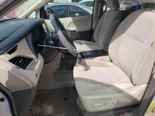 Photo 7 from auction – 2018 TOYOTA SIENNA LE with VIN 5TDKZ3DC4JS958464