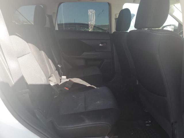 Photo 10 from auction – 2018 MITSUBISHI OUTLANDER with VIN JA4AZ3A33JZ042755
