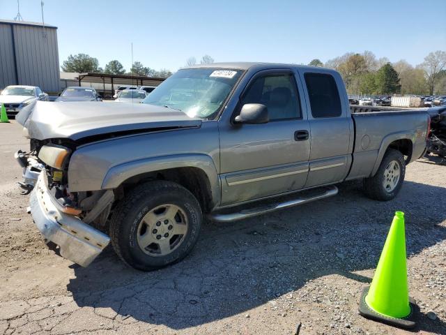 CHEVROLET SILVERADO 2006 with VIN 1GCEK19B66Z228180 - Photo from auction